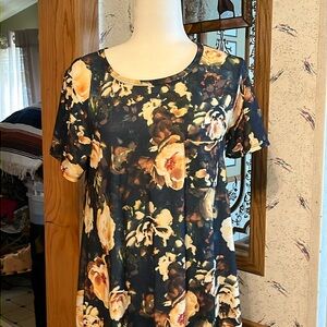 Lularoe Carly, yellow rose pattern, size Sm.